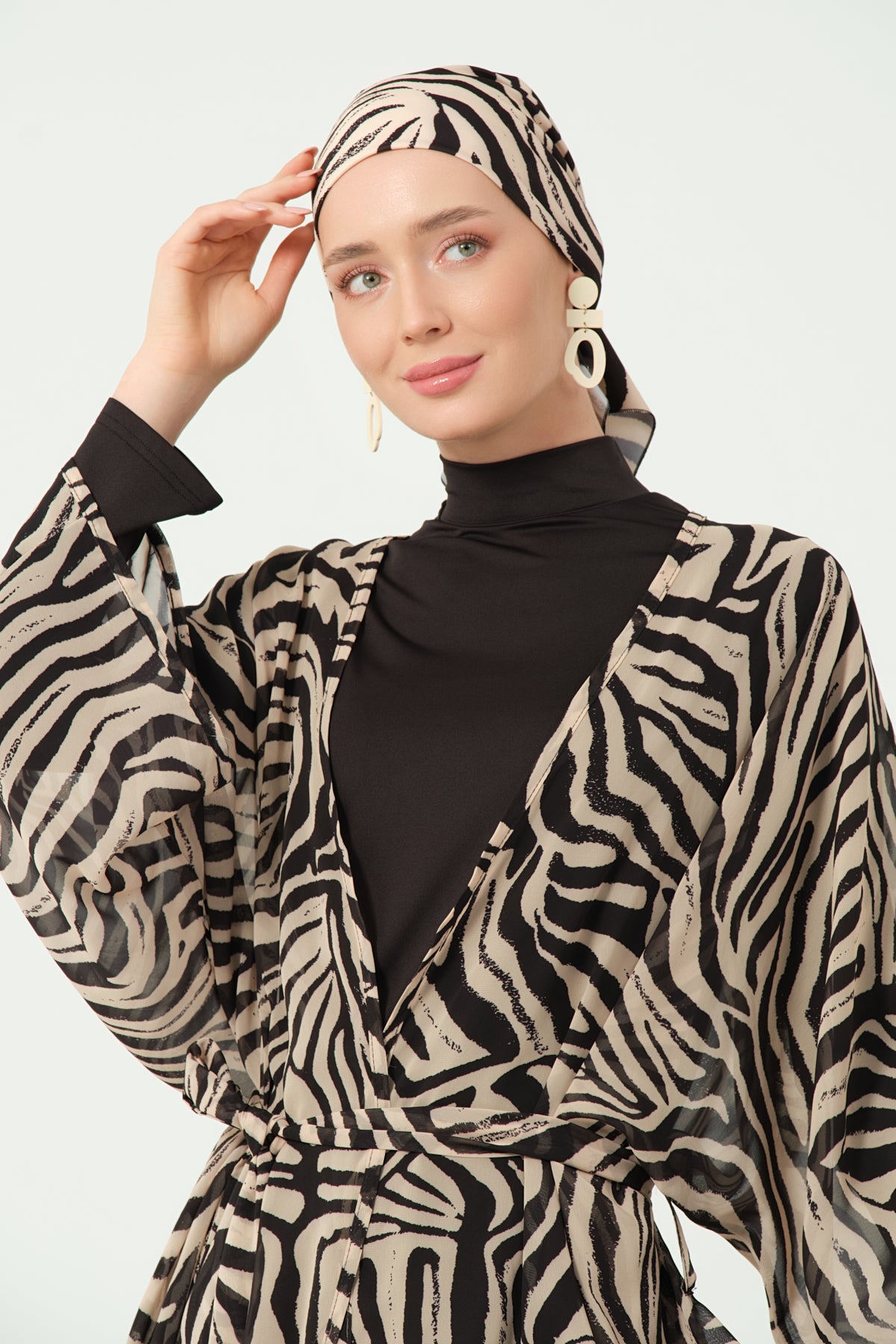 Savannah Lines Cover-Up