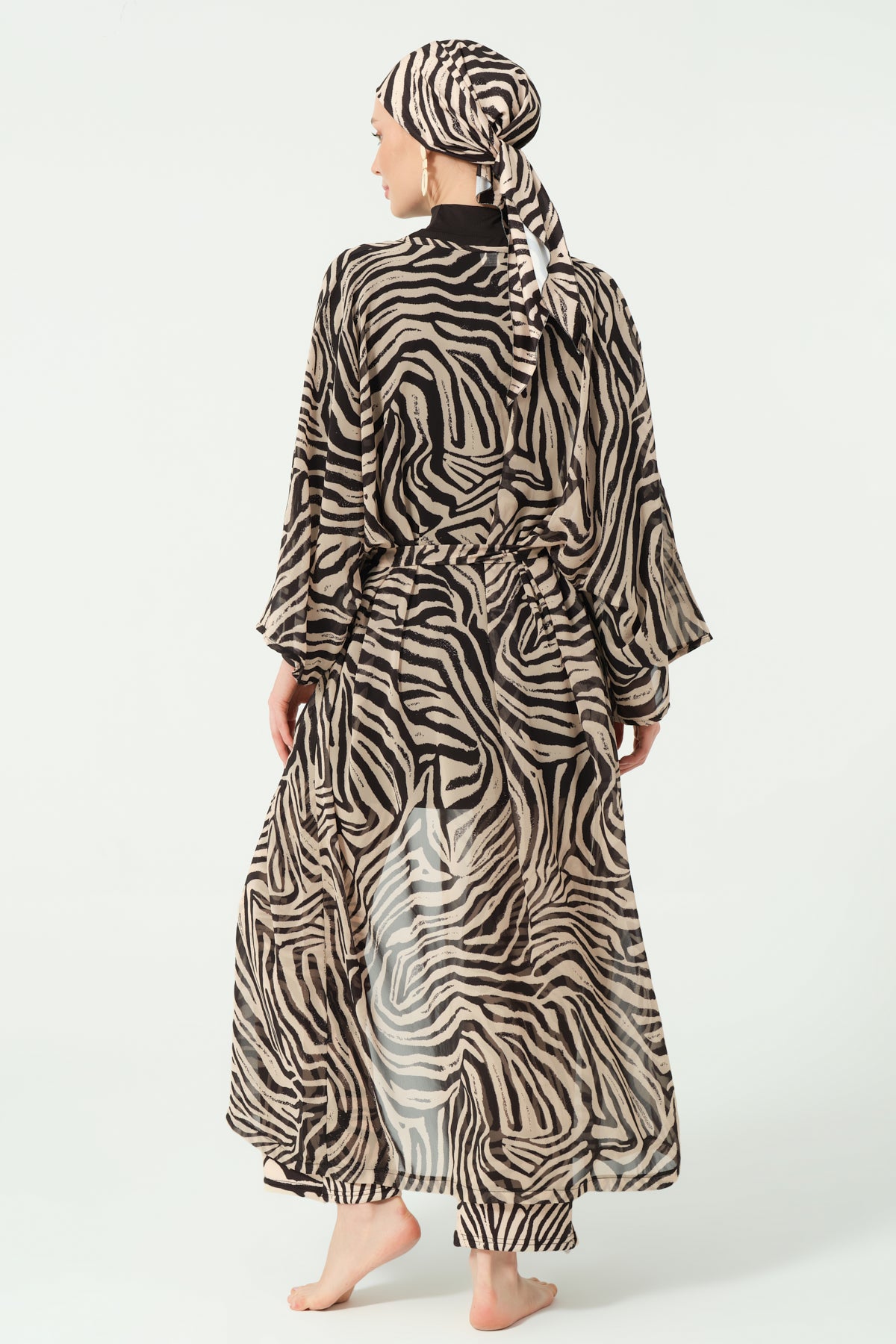 Savannah Lines Cover-Up
