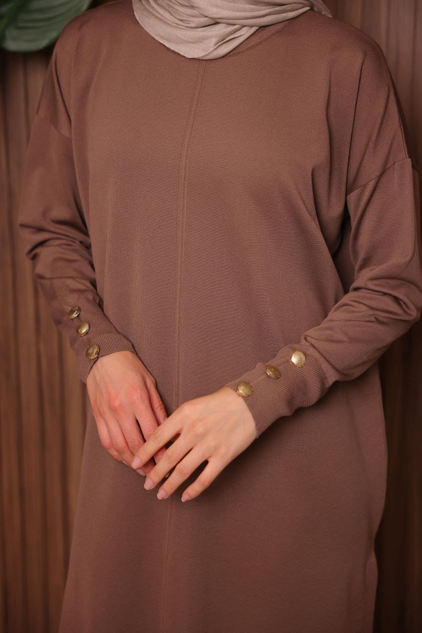 Golden Touch Knit Top 🍁 كنزة التريكو بلمسة ذهبية