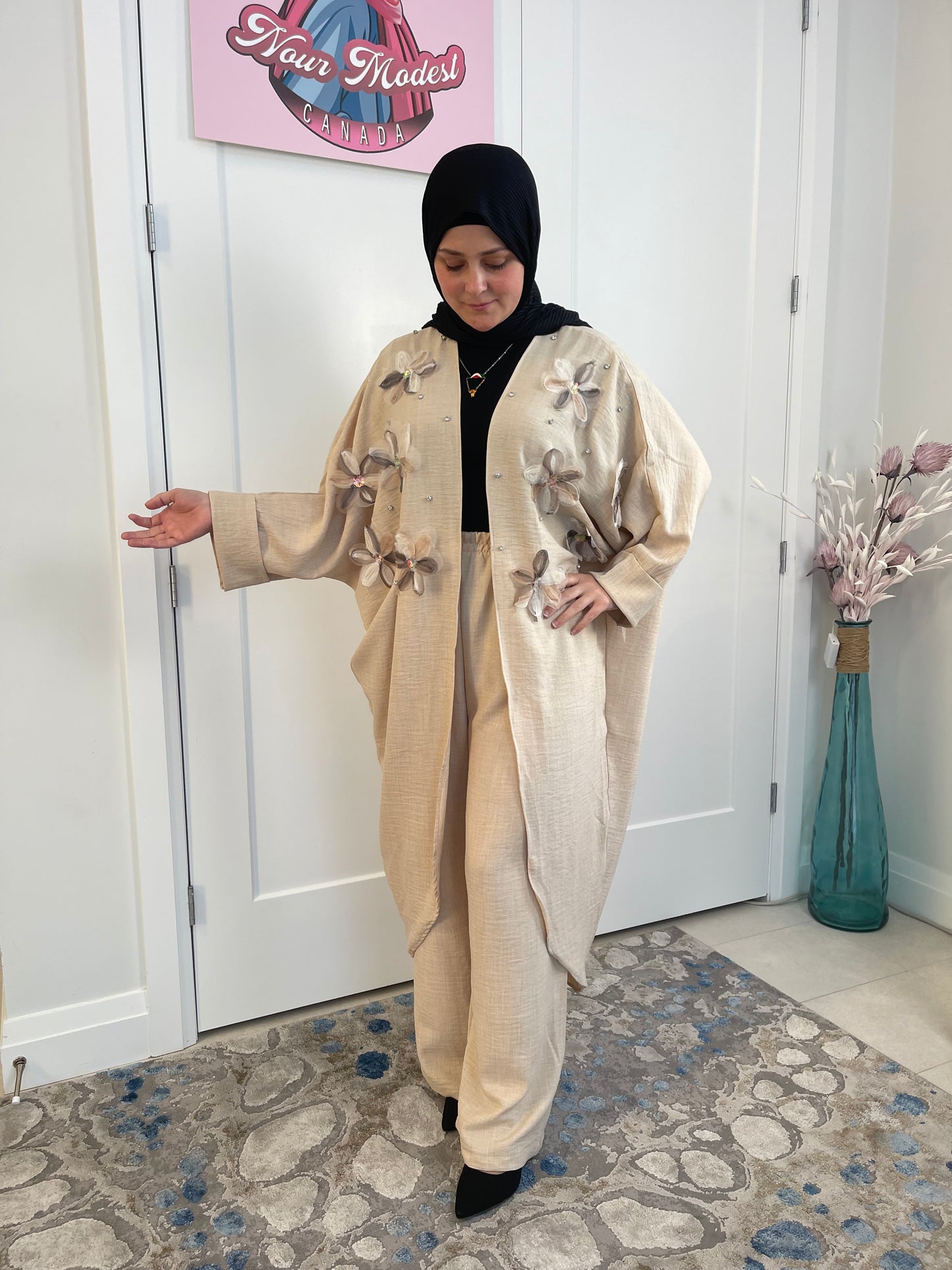 Beige Blossom 🤎