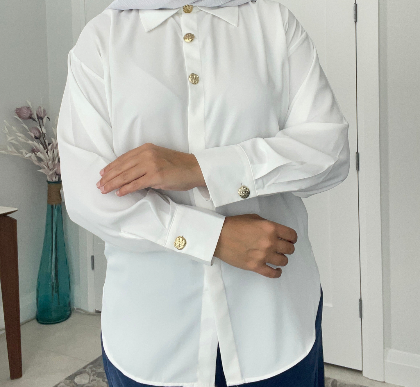 ✨ Golden Elegance Shirt – قميص الأناقة الذهبية ✨