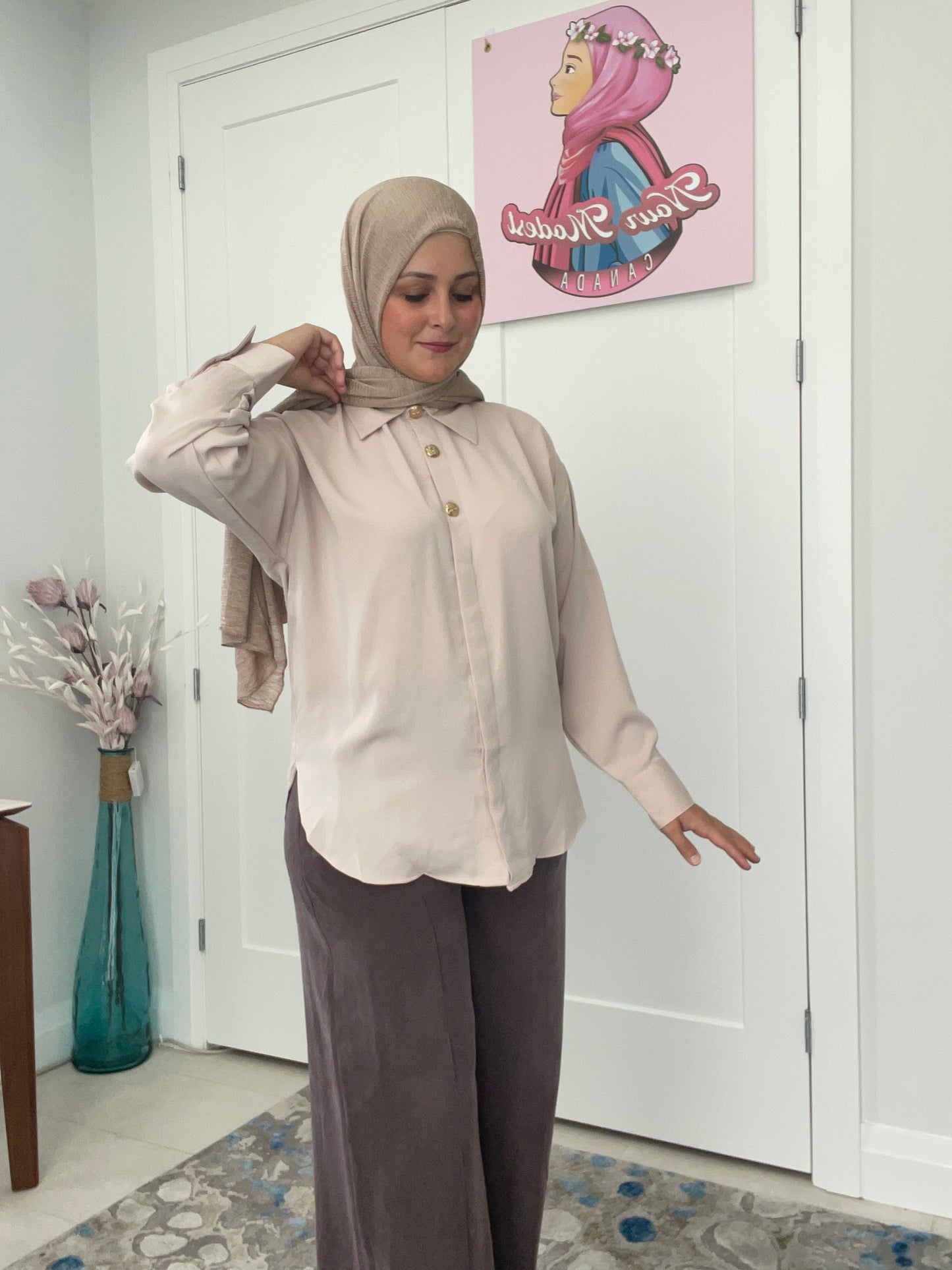 ✨ Golden Elegance Shirt – قميص الأناقة الذهبية ✨