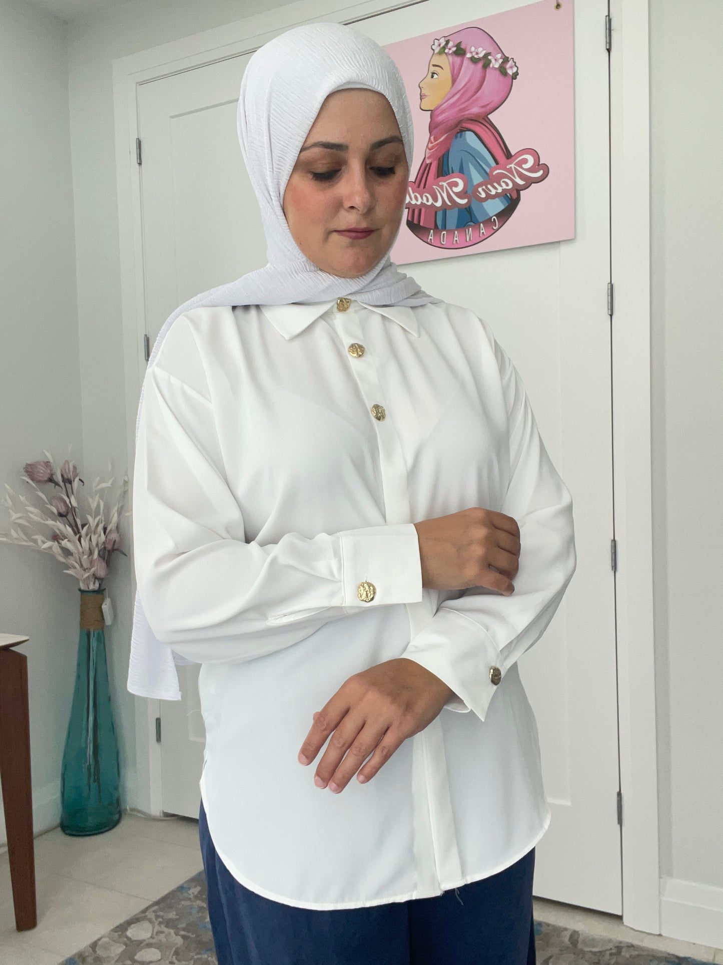 ✨ Golden Elegance Shirt – قميص الأناقة الذهبية ✨