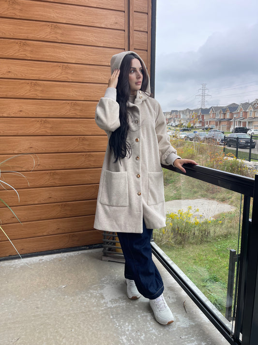 Golden Button Wool Coat 🖤🤎