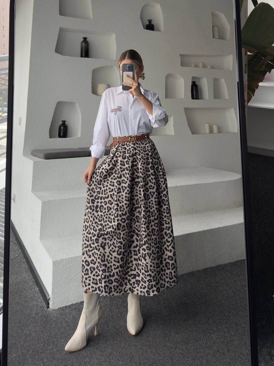 Classic Leopard Skirt Set - طقم التنورة الليوبارد الكلاسيكي