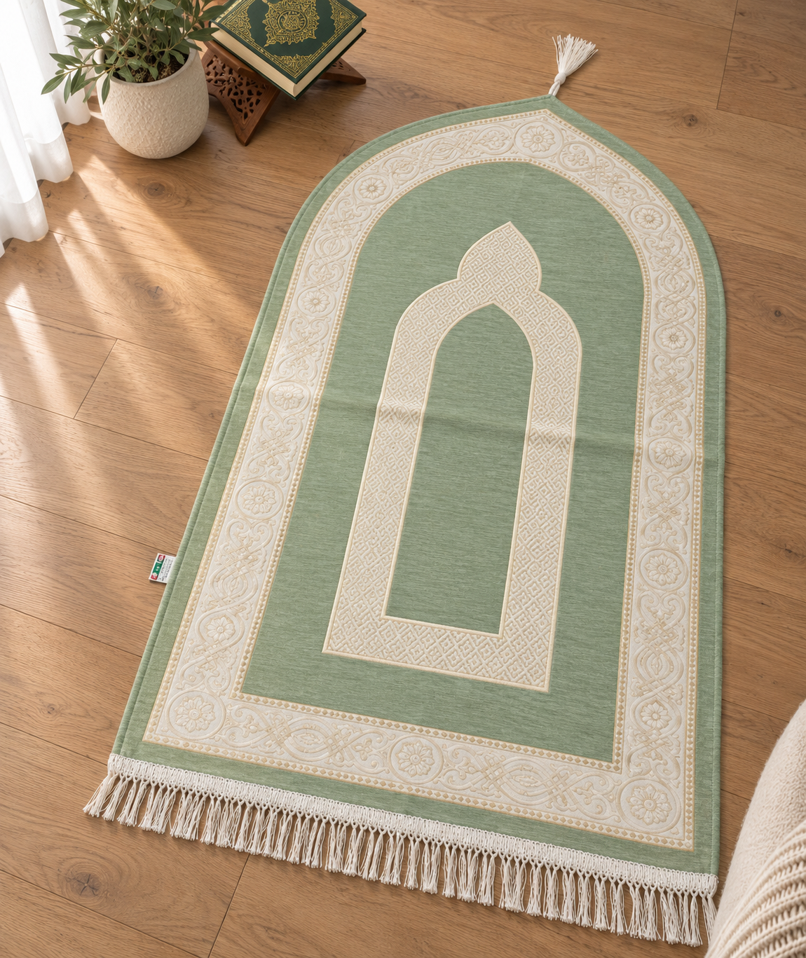 Lightly Padded Prayer Mat | سجادة صلاة مبطنة خفيفة